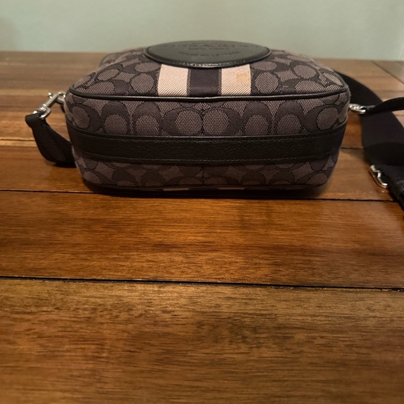 Coach Signature Black and Gray Crossbody Bag - Picture 3 of 5